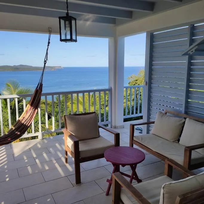 Hébergement de vacances Petite Maison Meublee Piscine Robert Martinique Le Robert